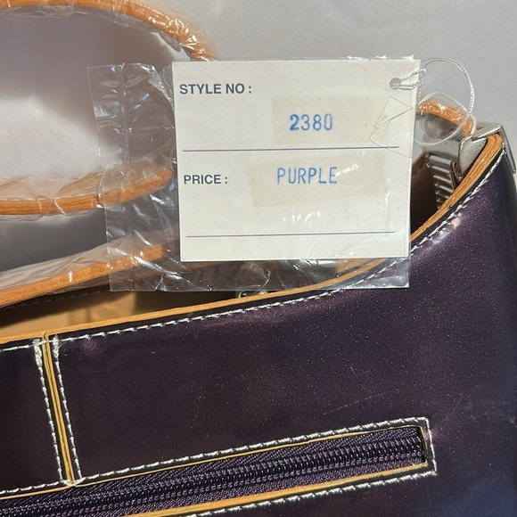 Tosca vintage handbag purple. NWT.  Purple, beige, shoulder bag, purse. - Picture 4 of 16